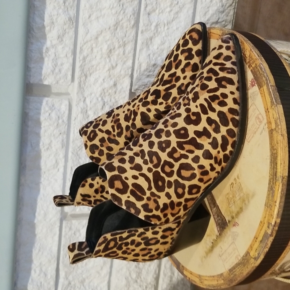Dolce Vita Shoes - Dolce Vita Animal Print V side Bootie Size 10 fits like 9.5